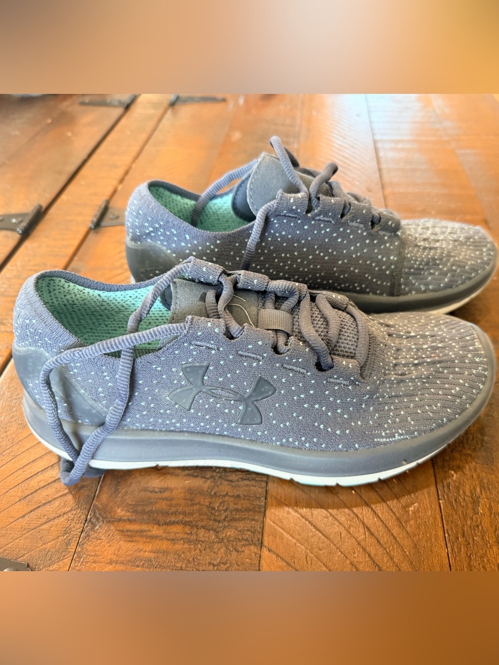 Under Armour Women's Athletic Shoes Gray Speckled Lace Up Size 7